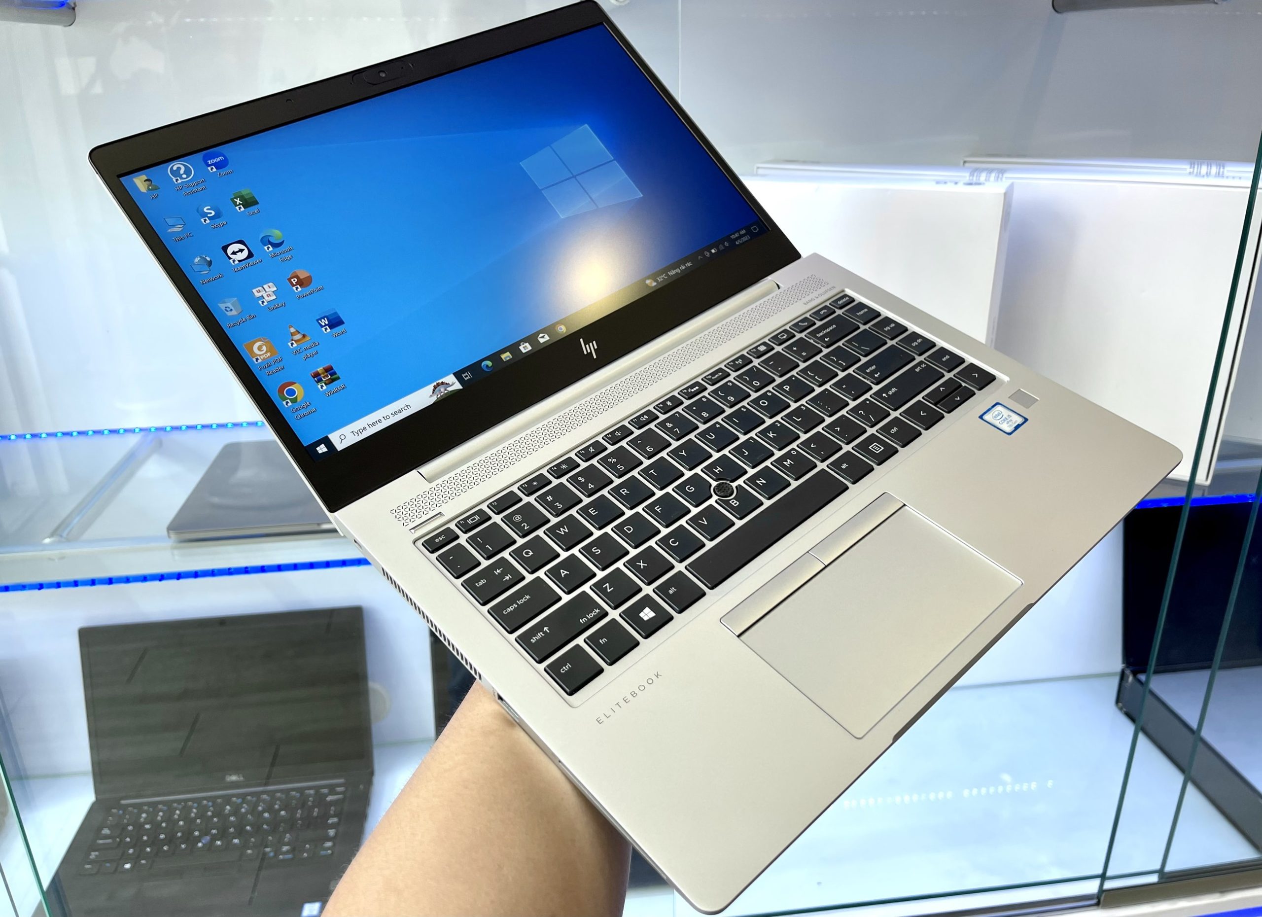 [Review] 5 mẫu laptop dưới 10 triệu bán chạy nhất năm 2023