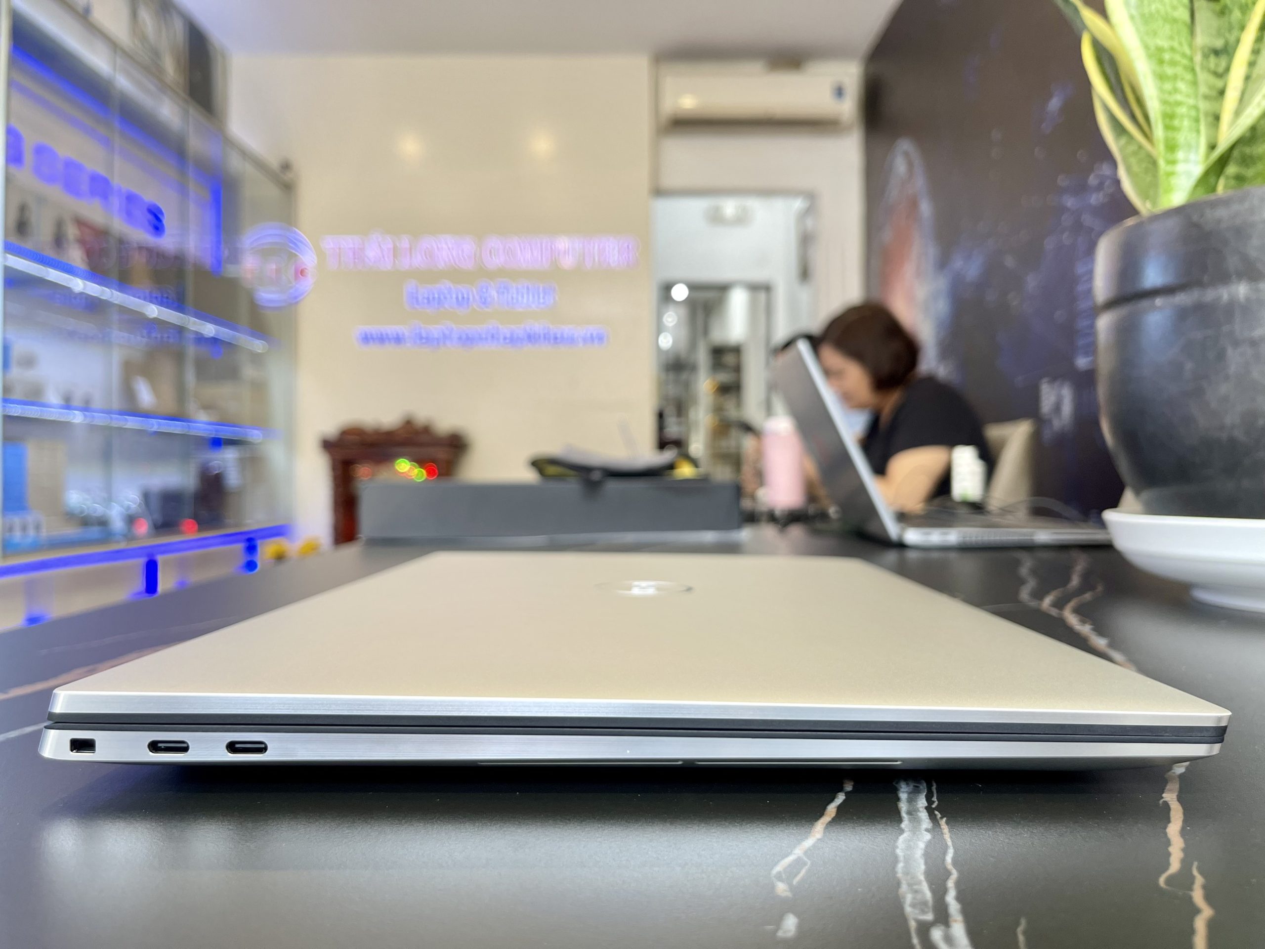 [Review] Laptop Dell XPS 17 9710 RTX 3060 6GB Model 2021