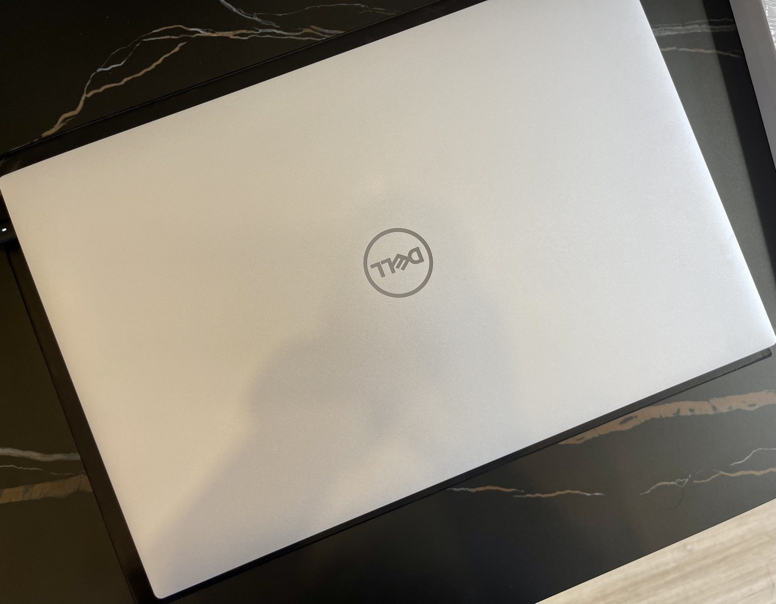 [Review] Laptop Dell XPS 17 9710 RTX 3060 6GB Model 2021