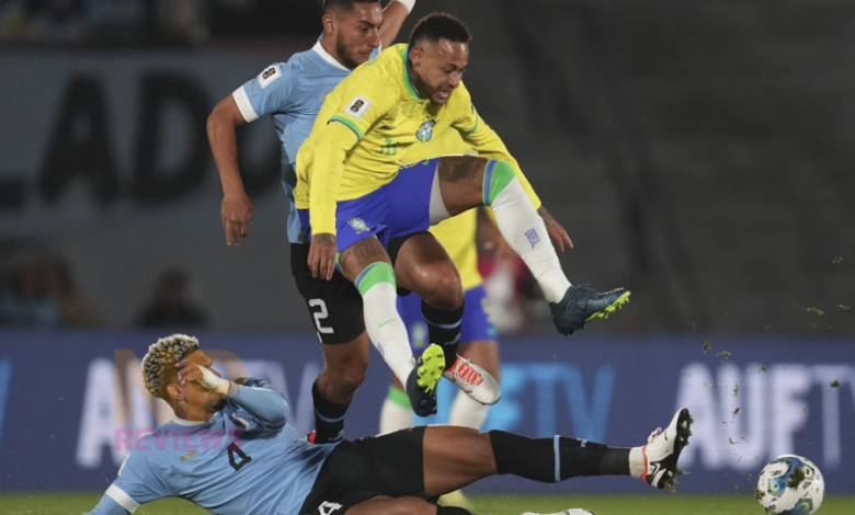 Neymar chấn thương nặng trong trận thua của Brazil